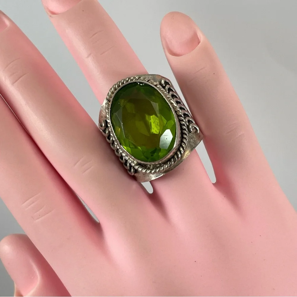 Bold Chunky Statement Green Peridot Glass Oval Cut Ring Sz 8 Alpaca Sterling